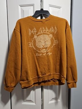 Def Leppard Distressed Oversized Sweatshirt